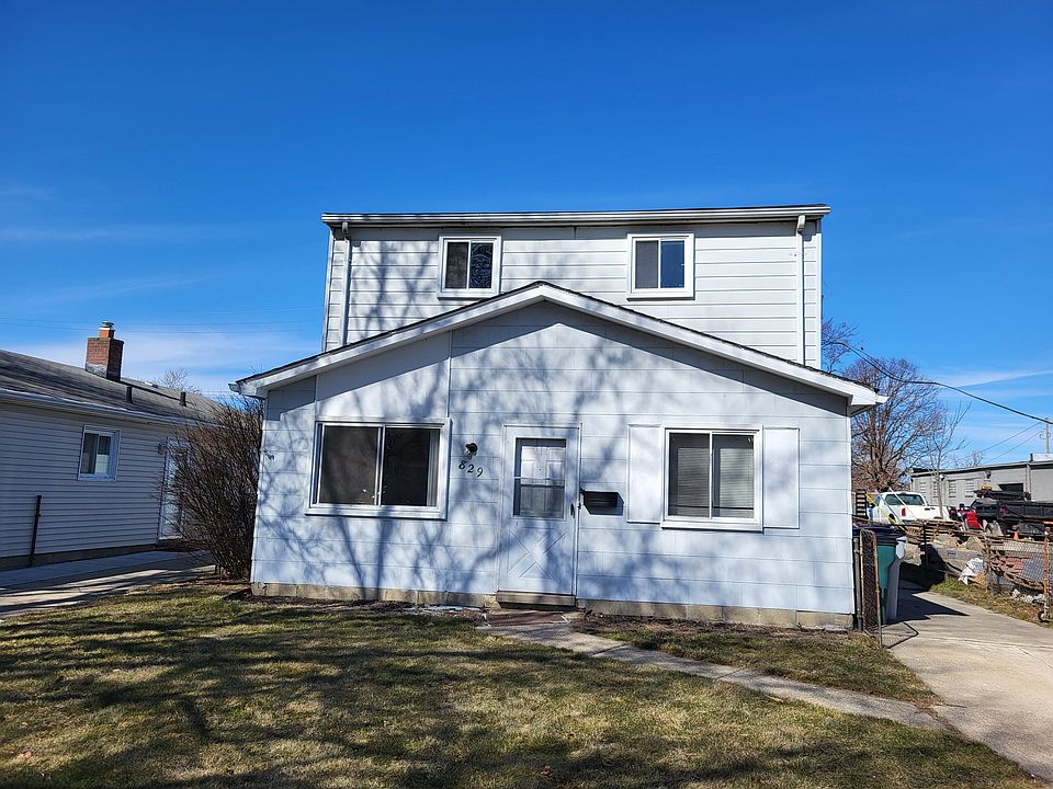 1st image of 829 E Elza Ave