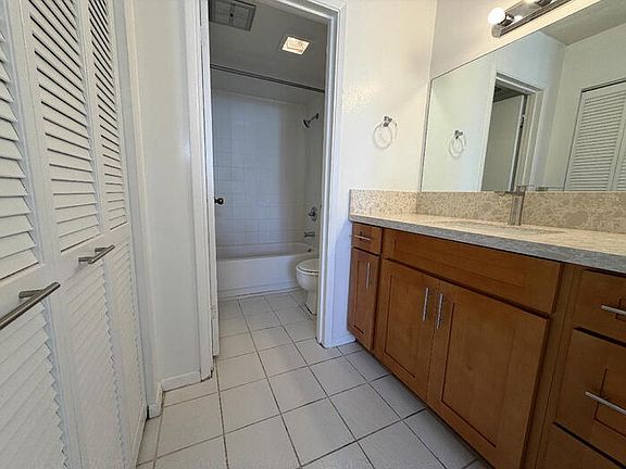 5th image of 2240 Kuhio Ave APT 1002