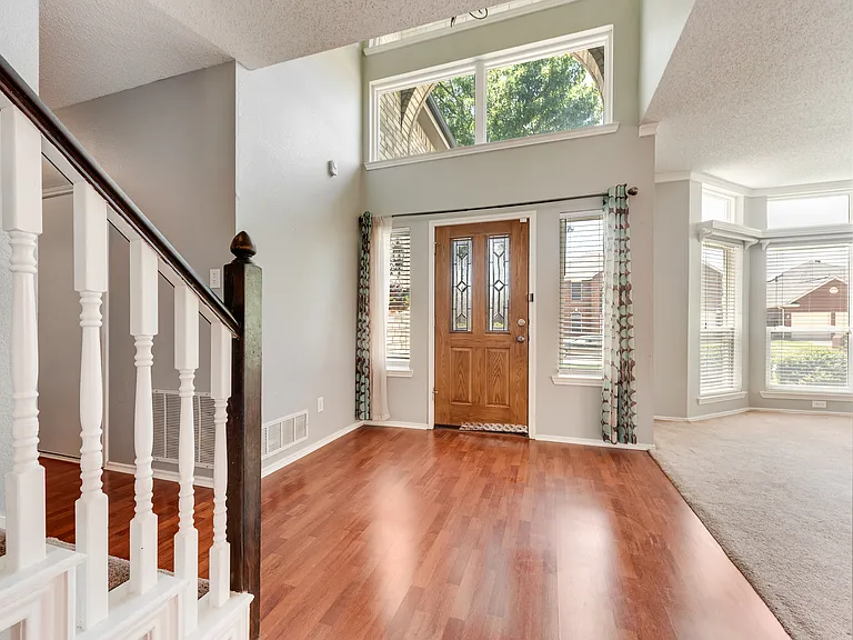 2912 Shadow Oak Ct — Photo 6