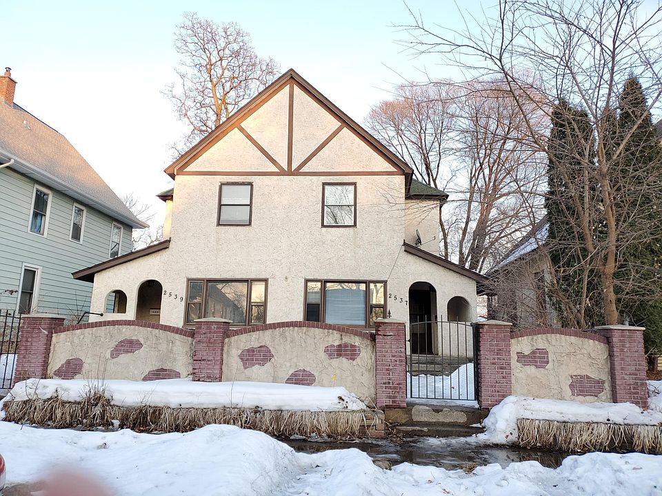 1st image of 2537 Jackson St NE