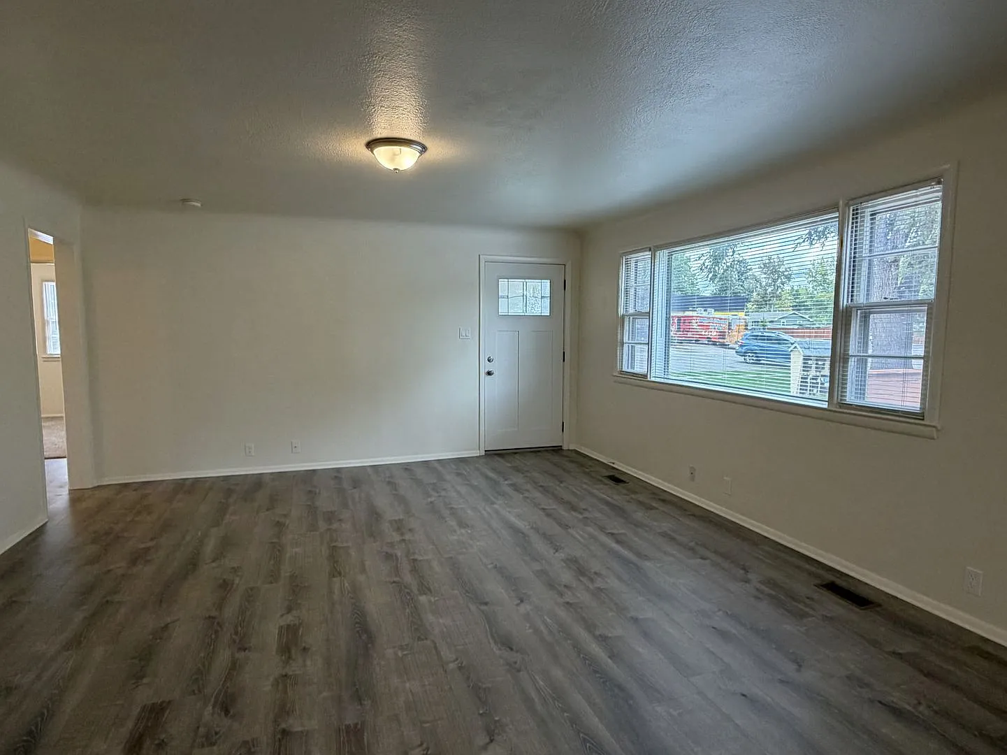 612 Stover St. — Photo 3