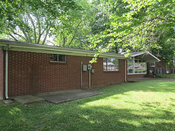 4th image of 201 Maxwell Dr