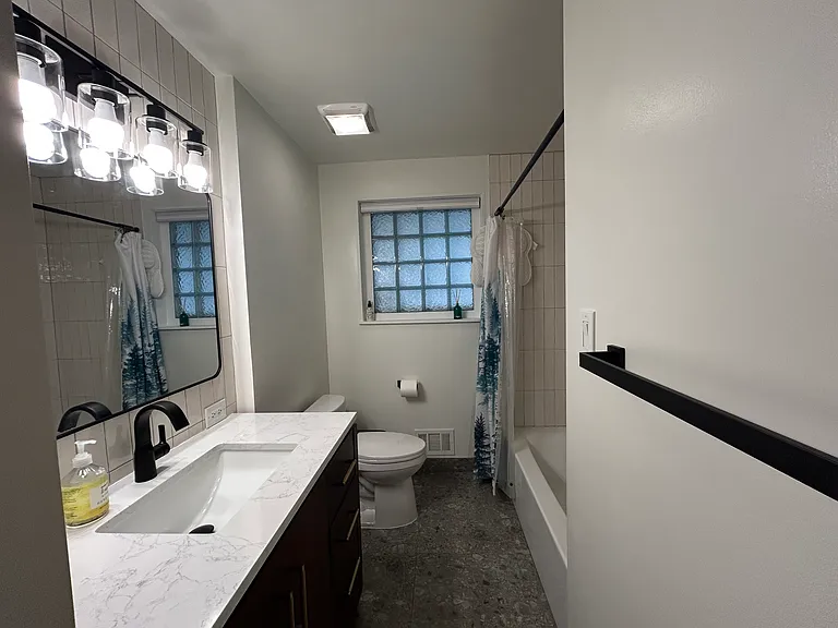 7192 S 2985 E — Photo 10