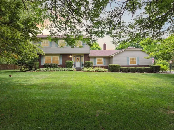 5456 Tamarack Park Ln, Clarkston, MI 48346