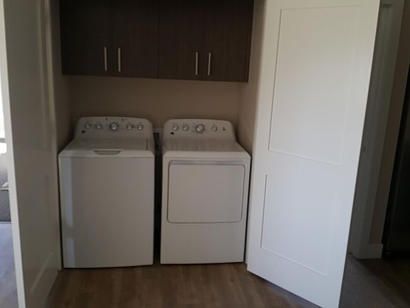 4th image of 700 Chambers Ave Unit 1B