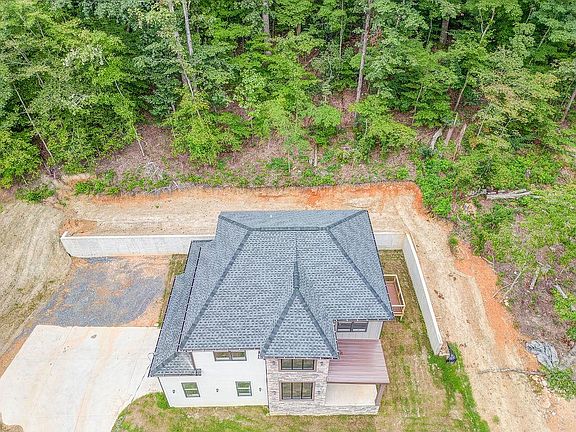 2nd image of 160 Taylor Dr