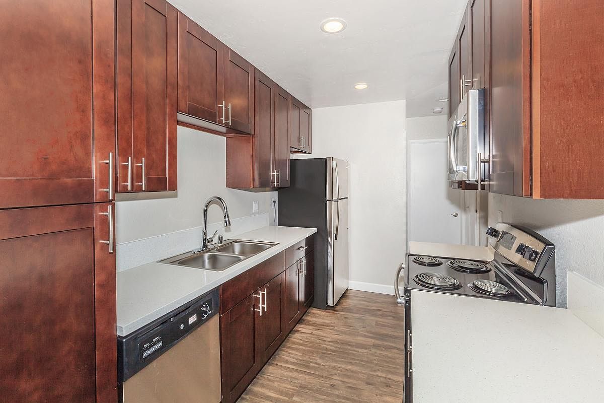 3883 Colina Dorada Dr APT K204, San Diego, CA 92124 | Zillow