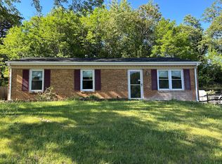 8367 Robin Lynn Rd, Roanoke, VA 24019