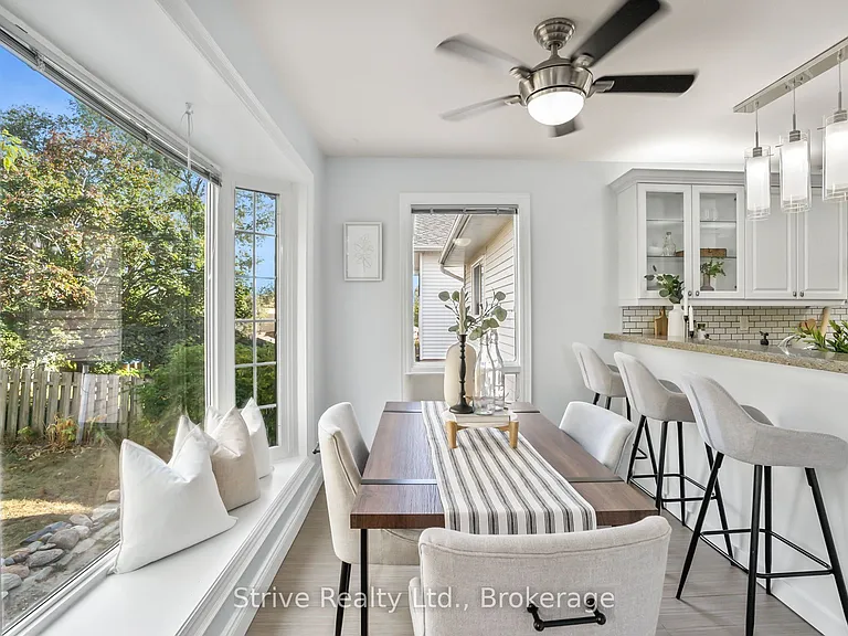 23 Cherry Blossom Cres #UPPER — Photo 11
