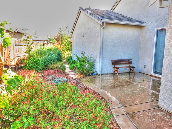 5th image of 3067 Herzer Way