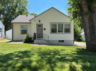 1322 Geil Ave, Des Moines, IA 50315