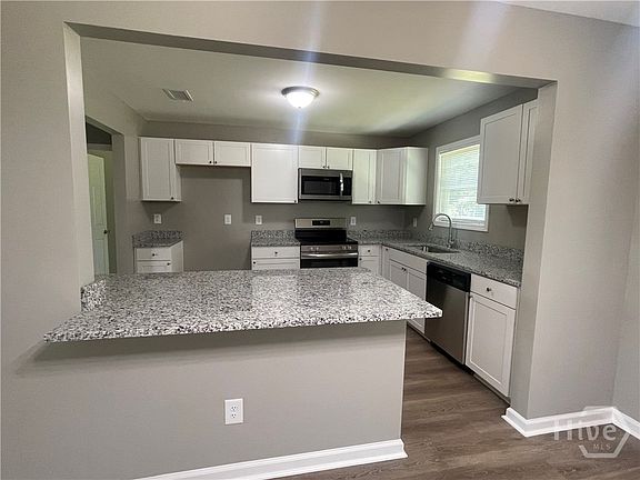 5th image of 4599 Lexington Rd