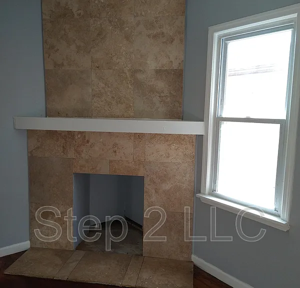 3704 E 118th St — Photo 2