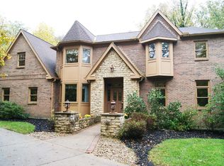 654 Springs Ln, Cincinnati, OH 45255