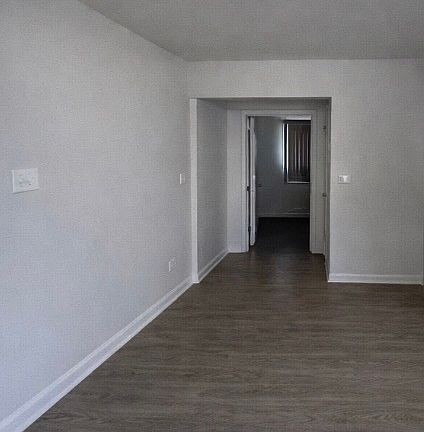 5th image of 11036 S Kilbourn Ave #4