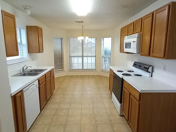 3rd image of 1126 Margie St