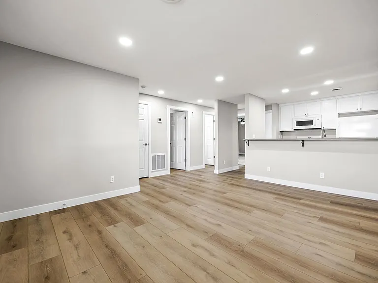 6205 W 4th Ave — Photo 3