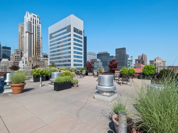 244 Madison Avenue image 9 of 9