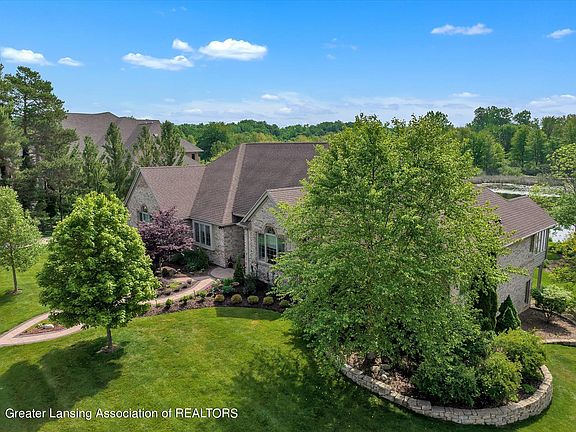 2nd image of 6330 Pine Hollow Dr