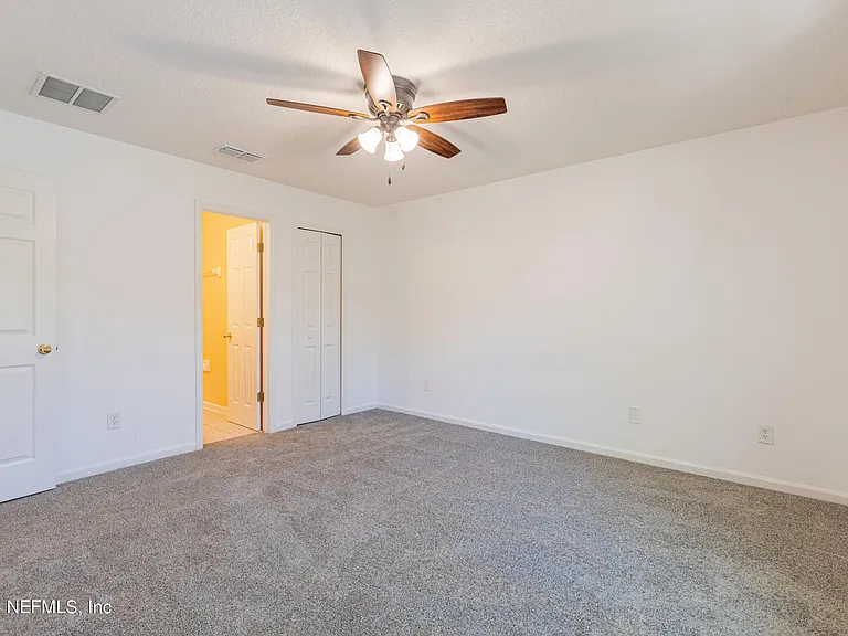 1630 Vineland Cir #B — Photo 28