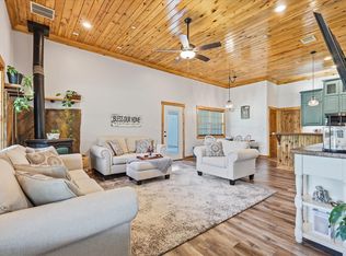 399 Brindley Rd, Maypearl, TX 76064