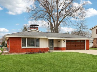 630 Pleasant DRIVE, Hartland, WI, 53029