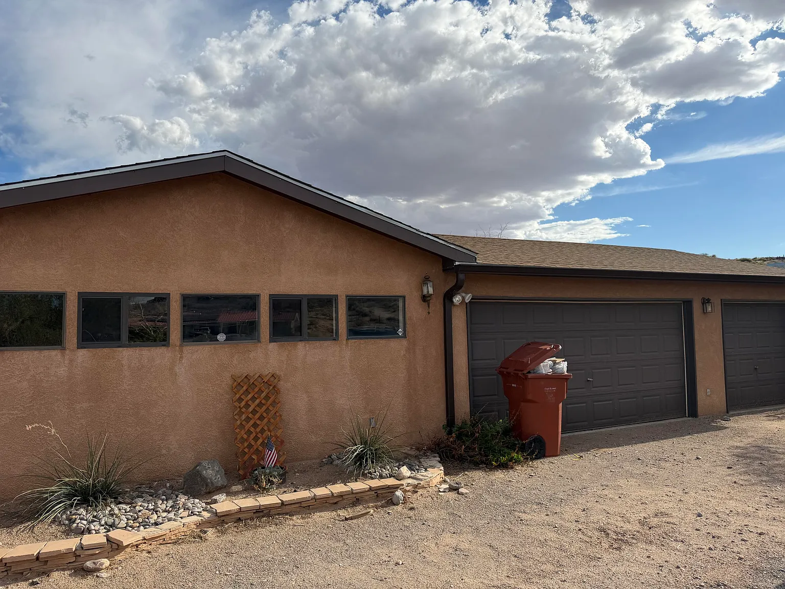 4 bed, 3.5 bath, 3582 sqft, $3,200 — Photo 3
