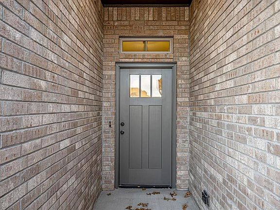5th image of 708 Black Mesa Ct