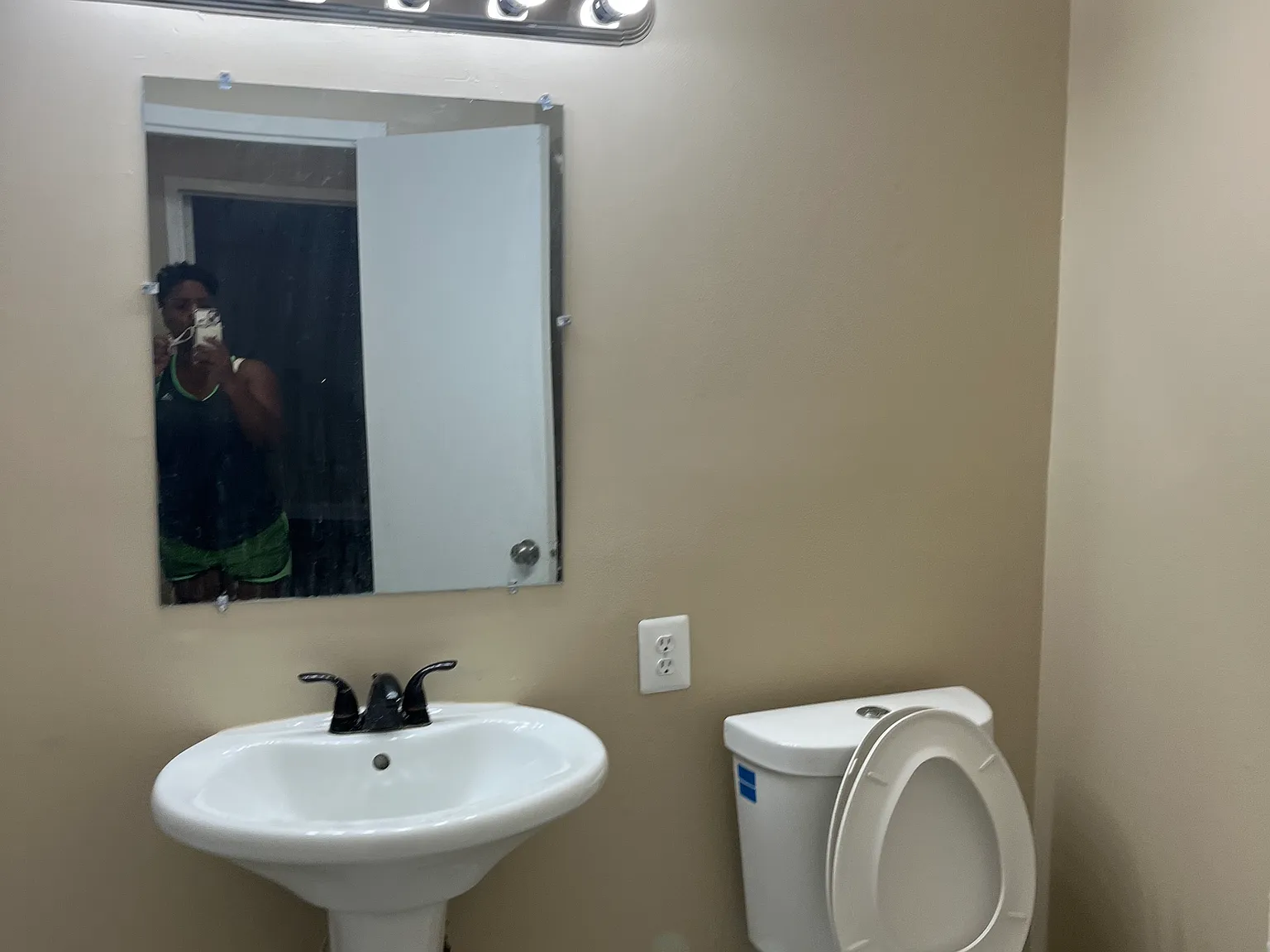 2 bed, 1168 sqft, $2,500 — Photo 3