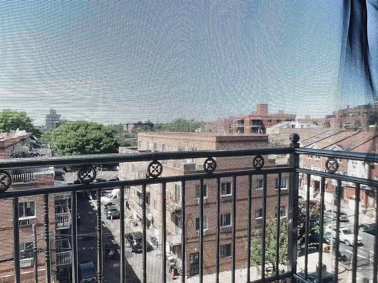 3506 Leavitt St #5C — Photo 10