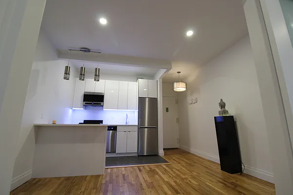 Rented by Blip LLC | media 16