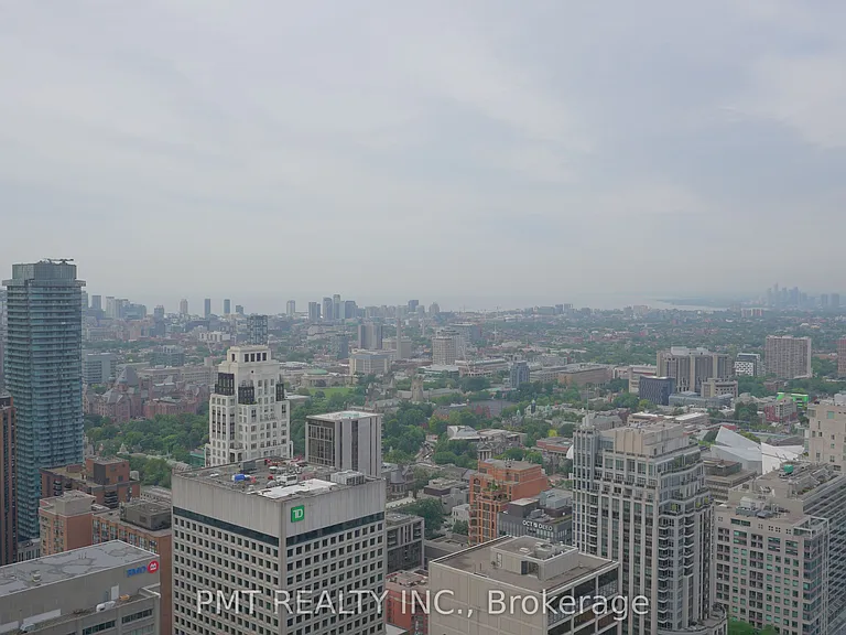 11 Yorkville Ave #4210 — Photo 20