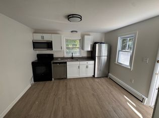 38 Mast Rd #3, Lee, NH 03861