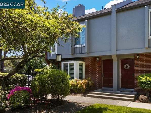 22 Sierra Ln, Walnut Creek, CA 94596