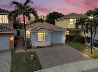 7200 Sienna Ridge Dr, Lauderhill, FL 33319