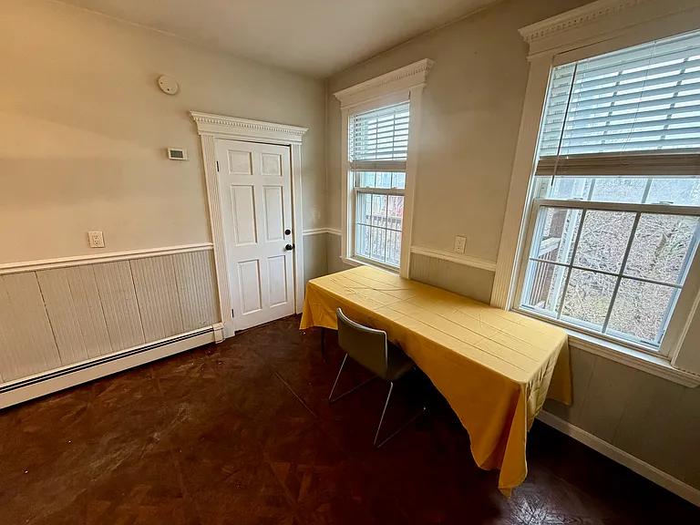 324 Chelsea St #3 — Photo 7
