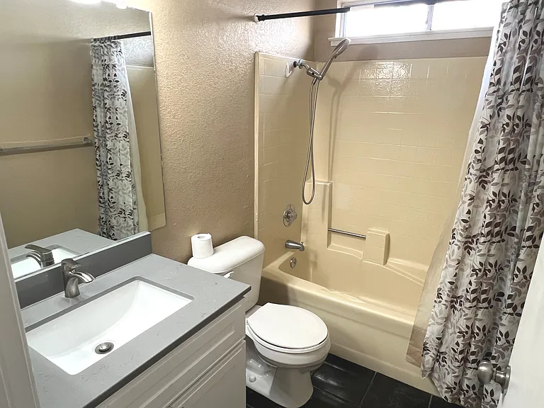 5354 Meadow Wood Ln — Photo 10