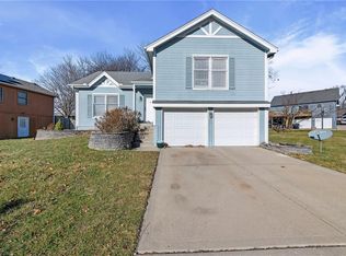 6117 N Coventry Ave, Kansas City, MO 64151