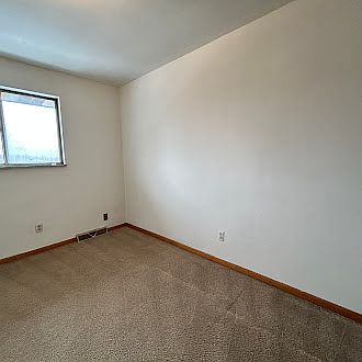 5th image of 139 N 20th St
