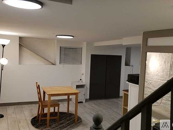 4th image of 11307 S Langley Ave #G