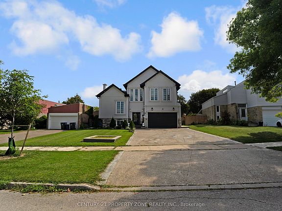 2nd image of 77 Bowshelm Ct
