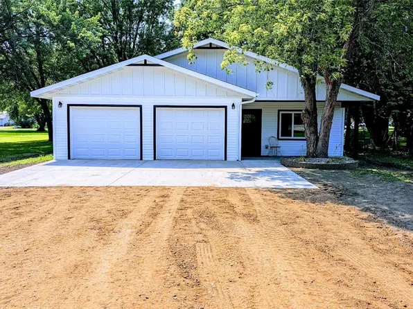 125 E North Street, New Auburn, WI 54757