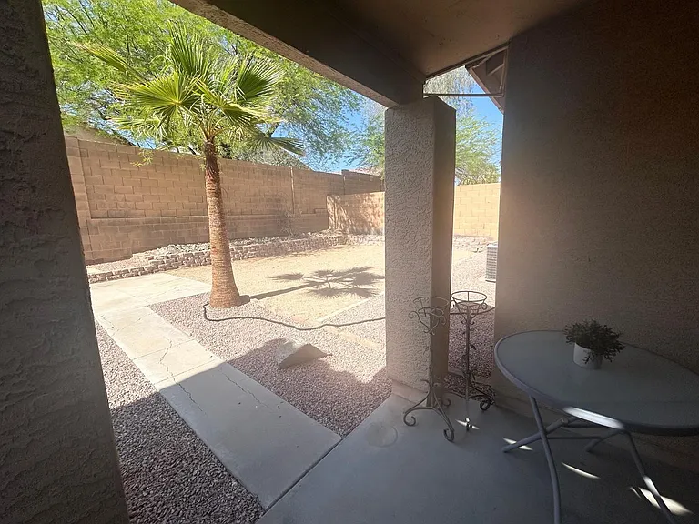 1722 W Amberwood Dr — Photo 13