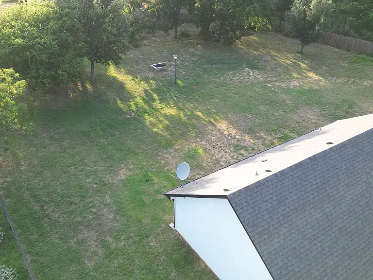 411 Pecan Tree Ct — Photo 22