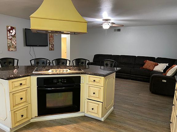 4th image of 6126 Danby Ave