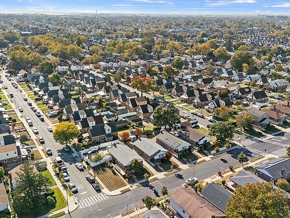 5th image of 234-16 130th Avenue