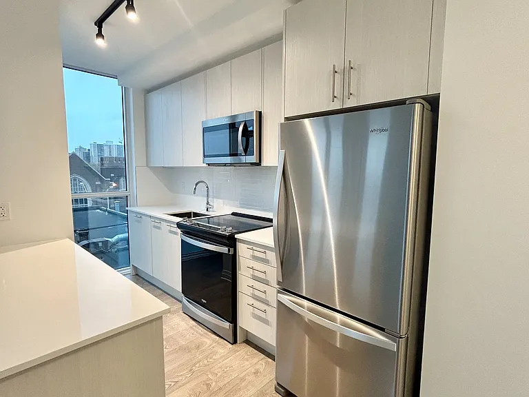 403 Main St #286 — Photo 3