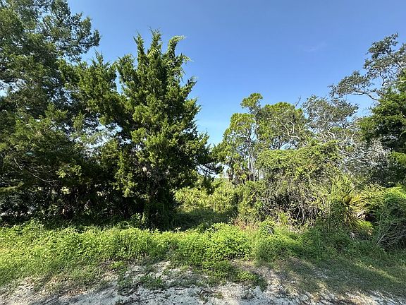 4th image of  East Point Rd