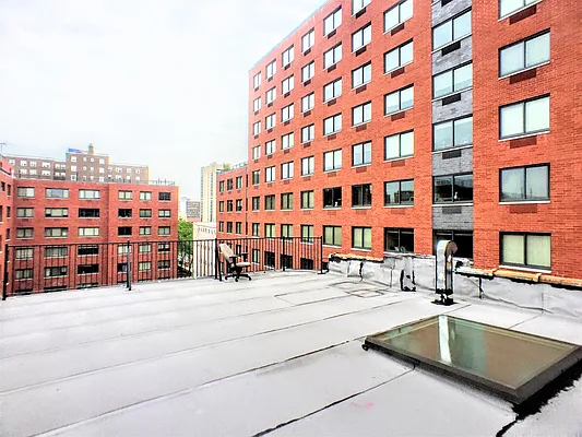 Rented by Bohemia Realty Group | media 9