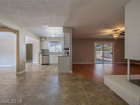 3rd image of 1700 Luning Dr